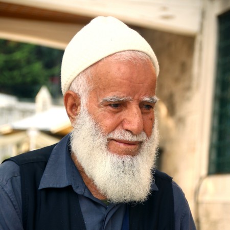 ইমরান খান